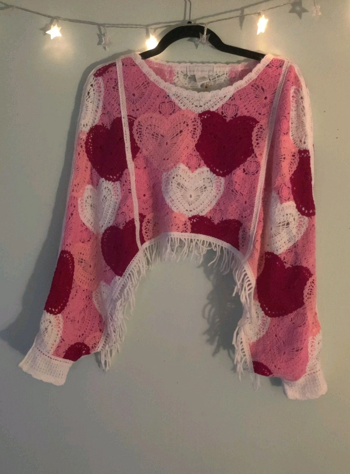HOUSE OF HARLOW 1960 Red PINK White HEART Fringe CROCHET Poncho SWEATER O/S NWT