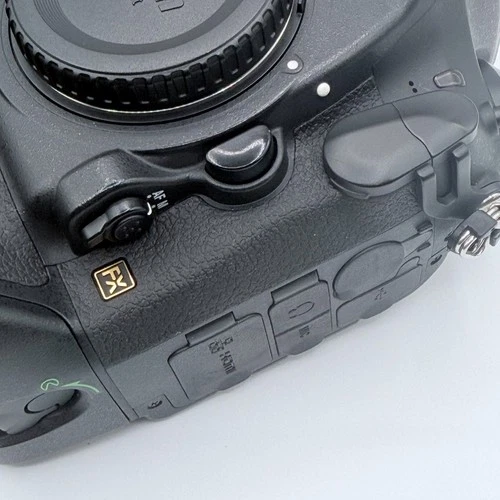 RARE FIND 4K SHOTS NIKON D5 Digital Camera 20.8MP DSLR Camera Body Dual XQD D5-a image 13