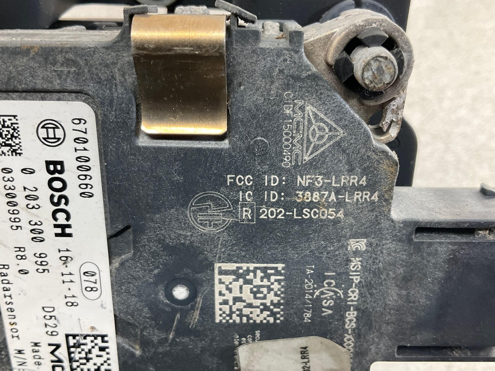 Maserati Levante 2017-2020 Radar sensor