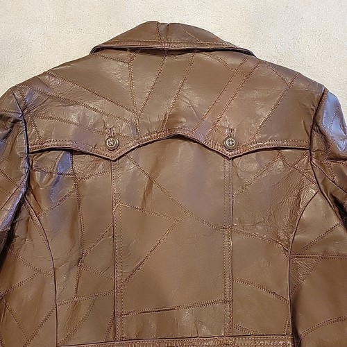 Giacca patchwork pelle vintage anni 60-70 uomo 42 Woodstock patch tasca marrone - Foto 18 di 24