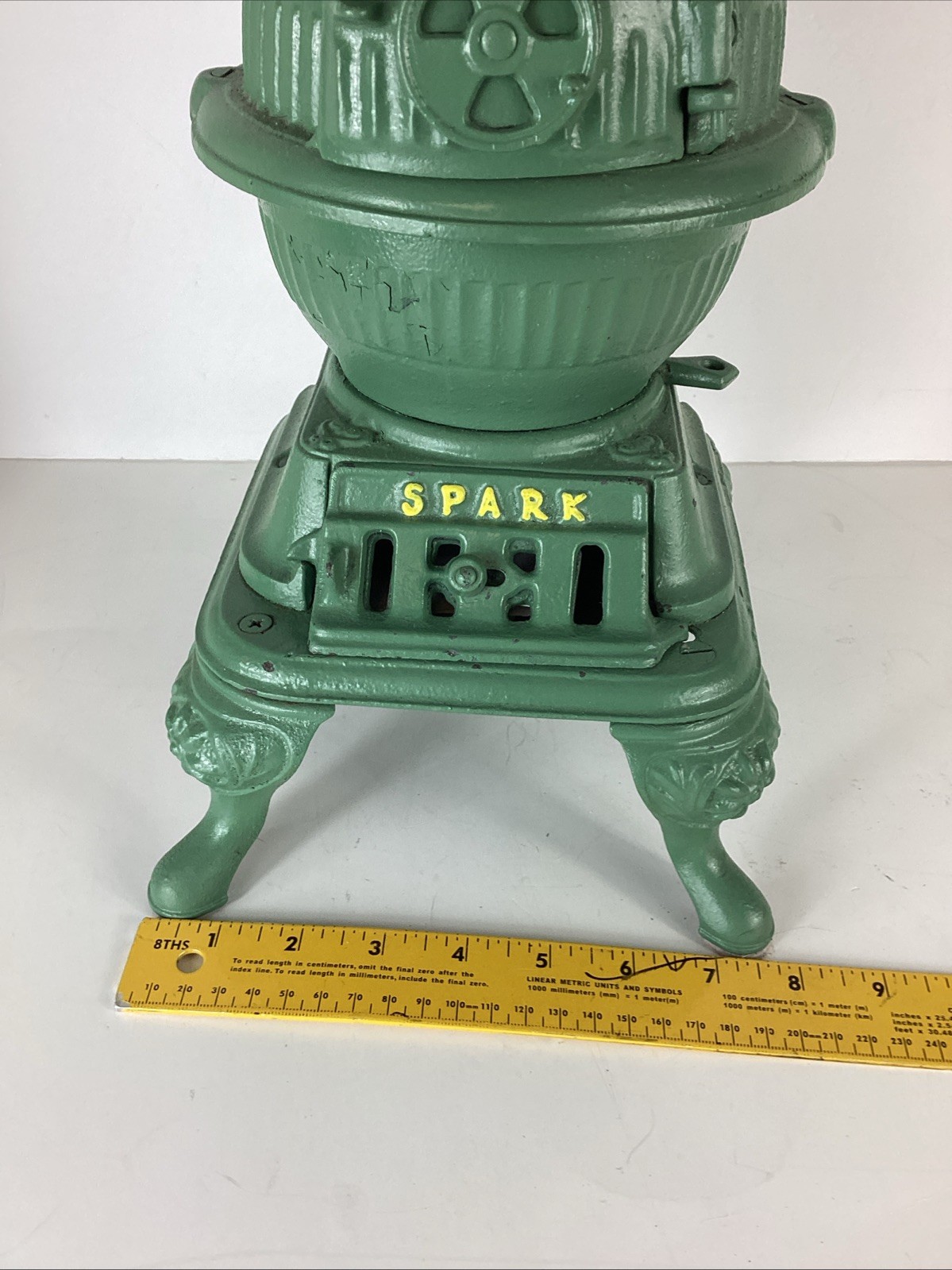Grey Iron Casting Co. SPARK Miniature Potbelly Salesman Sample Stove Cast Iron