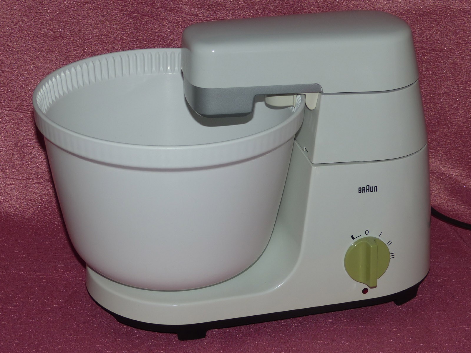 Best HD Pictures about  Braun Km 32  with No AI Images