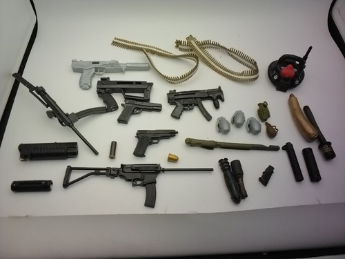Lot of GI Joe 21st Century Toys Mixed Weapons Accessories American Guns