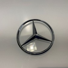 Mercedes-Benz E W211 2005 Herstelleremblem / Schriftzug A2117580058 Benzin Mercedes-Benz E W211 2005 Herstelleremblem / Schriftzug A2117580058 Benzin