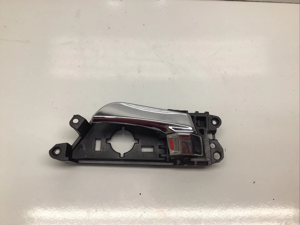 HYUNDAI VELOSTER 2016 INTERIOR DOOR HANDLE FRONT LEFT 82613-2V000 Foto 2 de 4