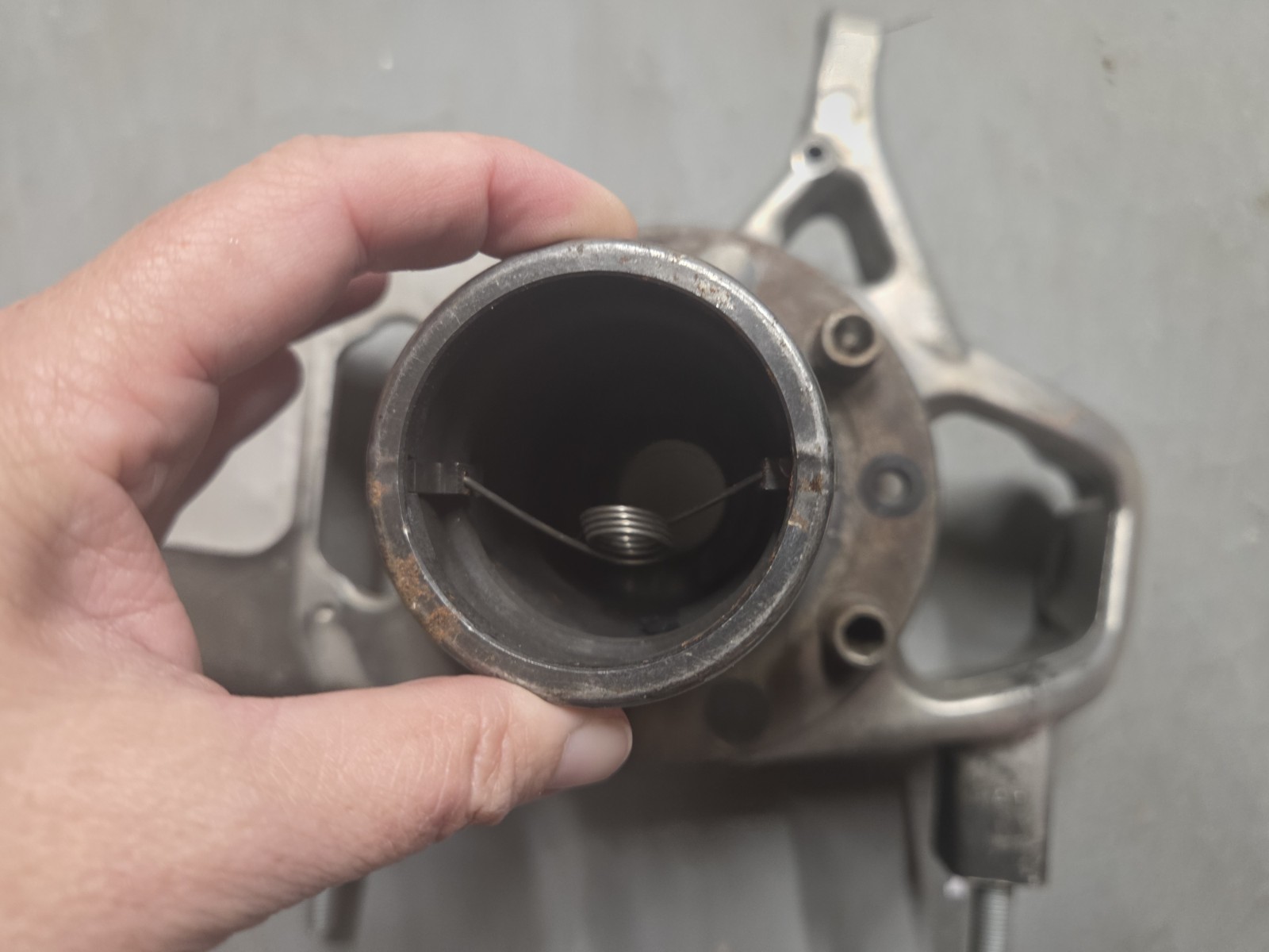 Ferrari 458 Italia Front Left Lower Steering knuckle P/N 237285