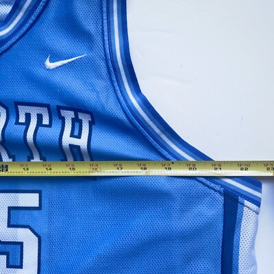 VTG Nike Team Sports Vince Carter 15 North Carolina Tar VTG Nike Team Sports Vince Carter 15 North Carolina Tar