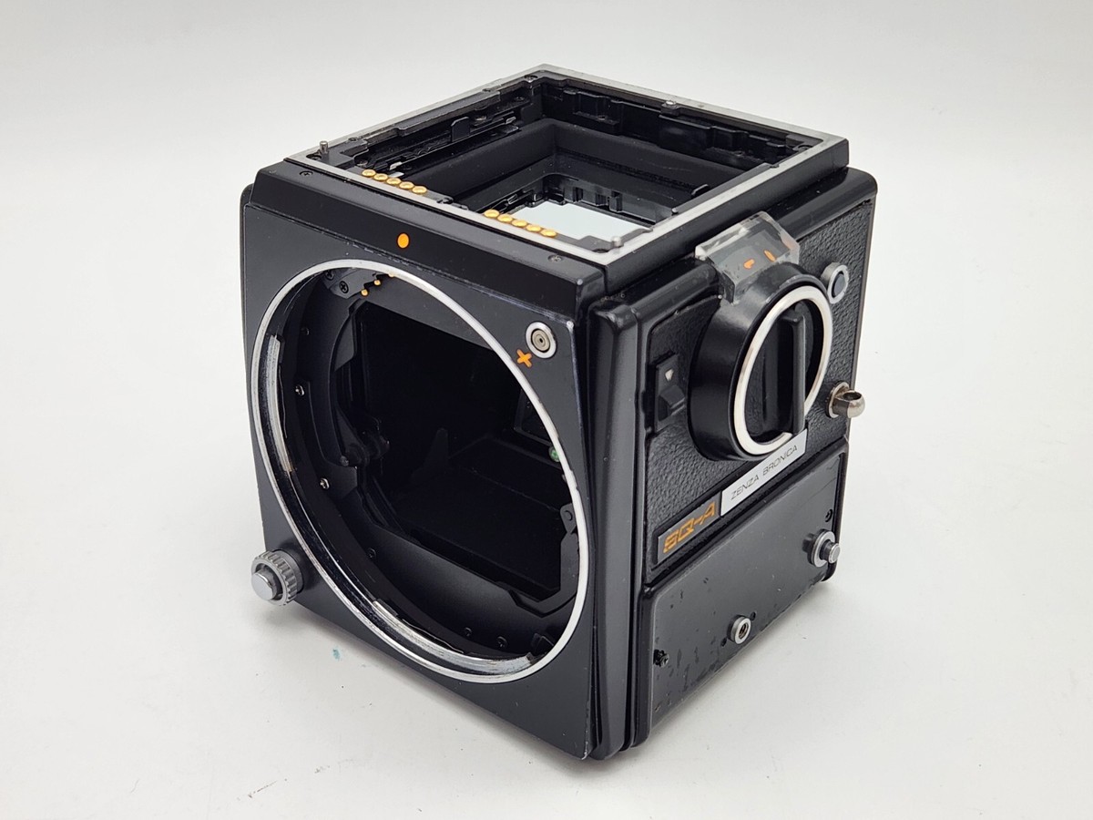 Zenza Bronica SQ-A 6x6 Medium Format Film Camera Body ONLY *Parts 