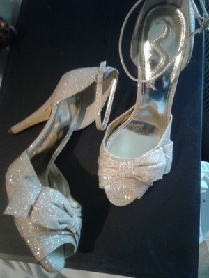 silver dress shoes size 11 wide