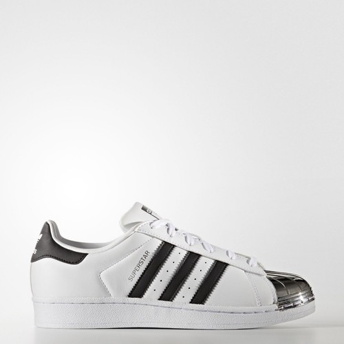 adidas punta de metal
