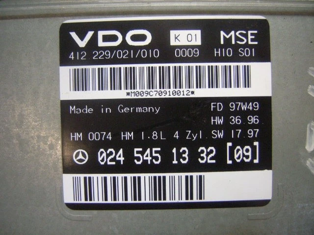 410577 Centralina Motore Mercedes-Benz Classe C T-Modello (S202) 0245451332 - Immagine 2 di 3