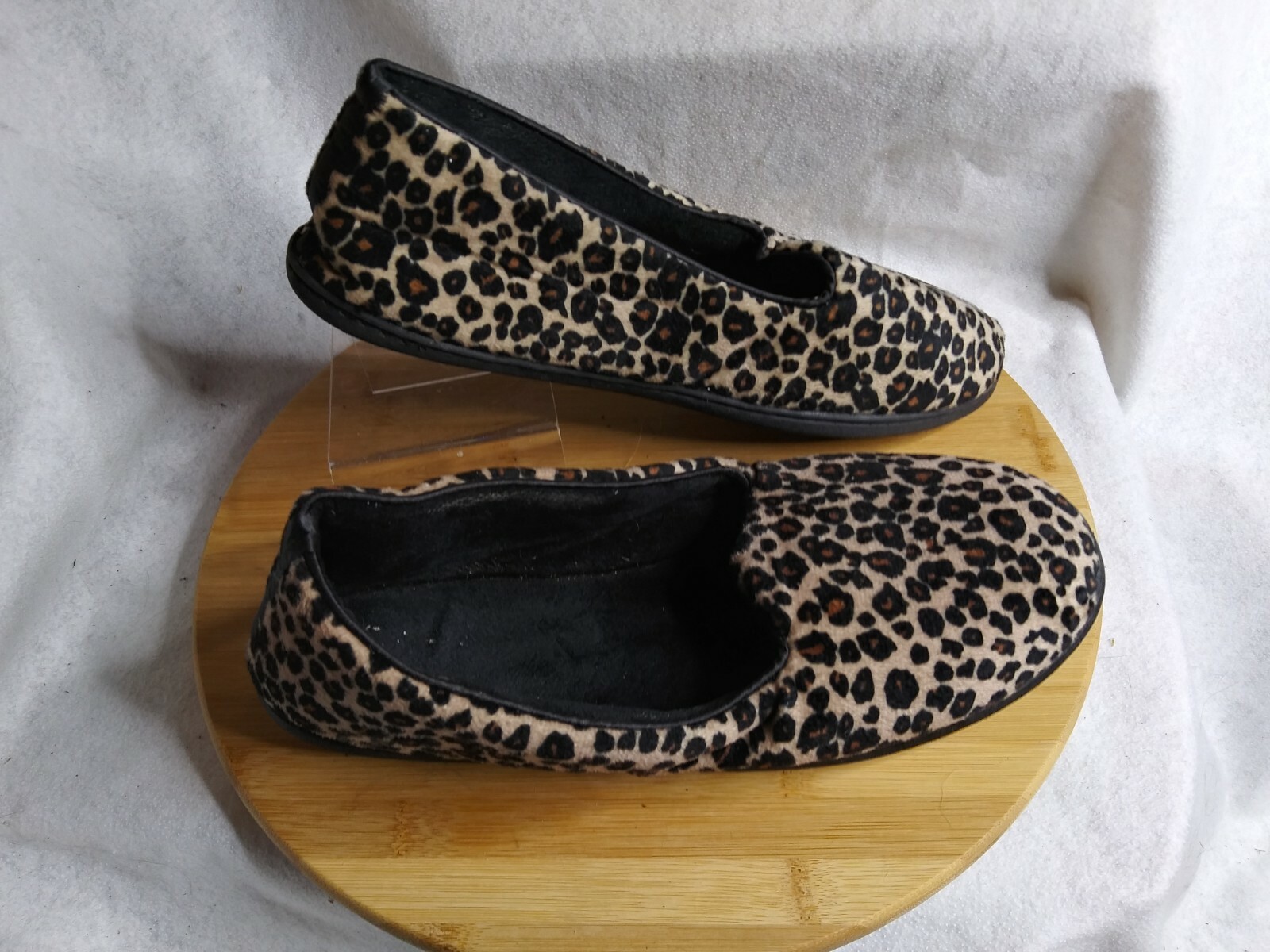 Dearfoams Women's Leopard Print House Slippers Size X… Gem