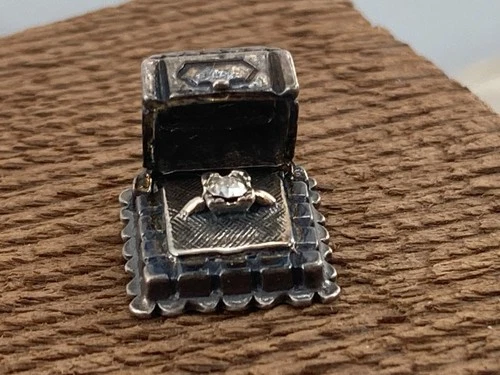 Vintage Terranova Engagement Ring Box Art Deco Sterling Silver Charm Pendant 925