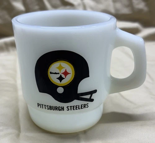 Vtg 1970's Pittsburgh Steelers NFL Football Milk Glass Coffee Mug Anchor Hocking