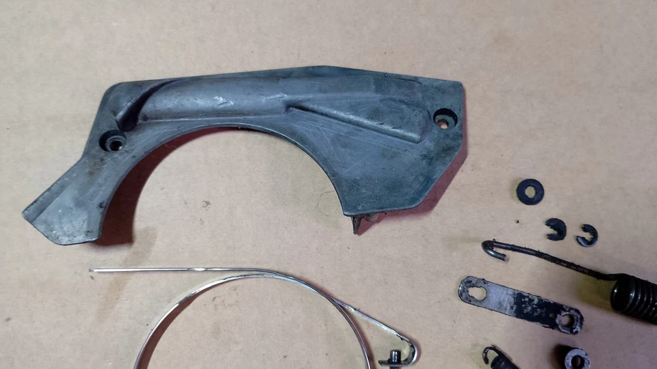 Genuine Used Stihl MS310 Brake Band, Cover, Spring Chainsaw MS290 MS390 029 039 - Image 4 of 4