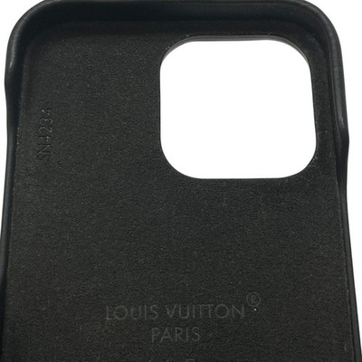 Louis Vuitton iPhone 16 Pro Max Bumper Case Monogram Official