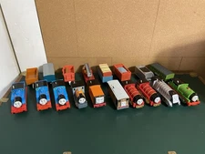 Thomas & Friends Trackmaster Motorized Train Engines Cars 2009 LOT OF 18 WORKING