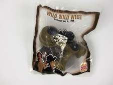 Burger King 1999 Wild Wild West Rapid Fire Squirter Action Toy 6