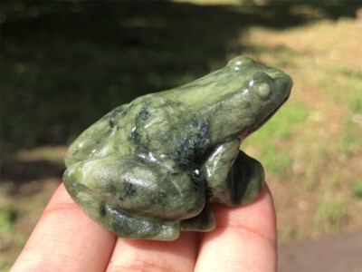 2'' Carved Natural Jade frog Reiki crystal Skull Crystal animal Decor Gift 1pc