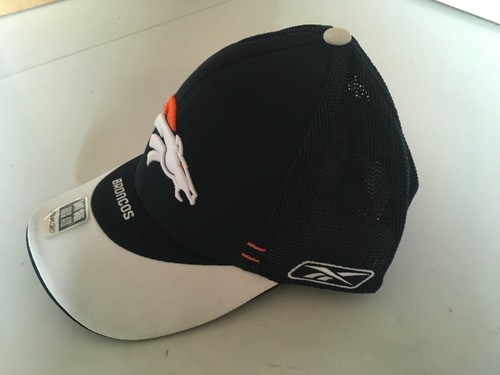 NFL Denver Broncos Reebok Draft Mesh Flex Fit Hat - Picture 2 of 3