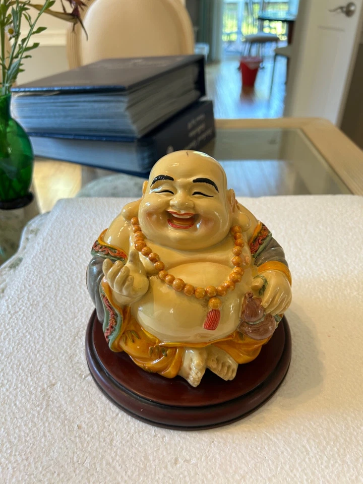 Estatuilla china vintage de resina Foto 2 de 4