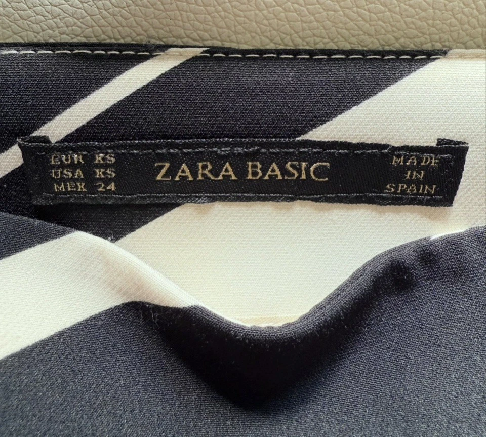 Zara Basic Stretch Pencil Midi Skirt Size XS Black/Ivory Chic Slim Fit Rear Vent - Image 3 of 4