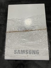 white Samsung SE-S204 external DVD multi-reco...
