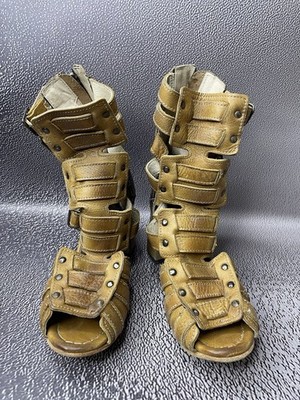 Freebird by Steven Zane Zeus braune Damen-Ledersandalen Größe US 8