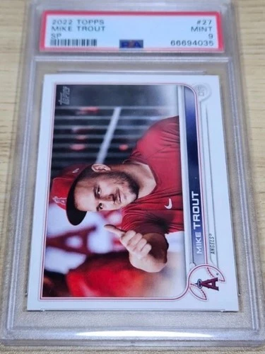 2022 TOPPS SERIES 1 MIKE TROUT #27 SP IMAGE VARIATION THUMBS UP PSA 9 ANGELS