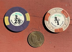 Mint Hotel Las Vegas Lot of 2 Chips (25 cent and $1) and 1 Premium Token