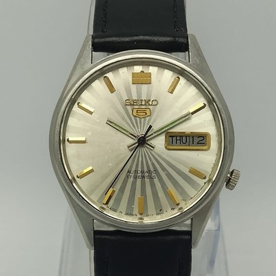 Seiko 5 Automatic 7009-3101 Day/Date Vintage Men s Watch