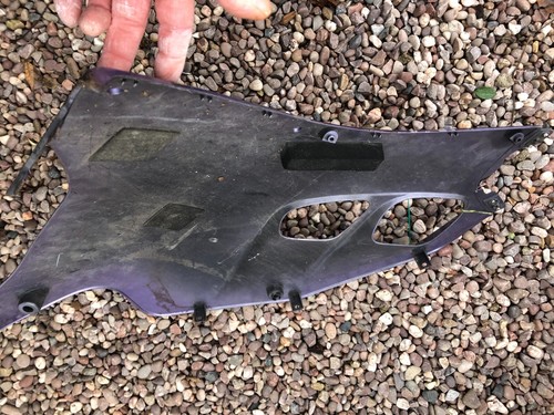 SUZUKI GSXR1100 WP LOWER PANEL GSXR 1100 W RHS FAIRING GSXR1100 FAIRING 1993-97 - Picture 7 of 9