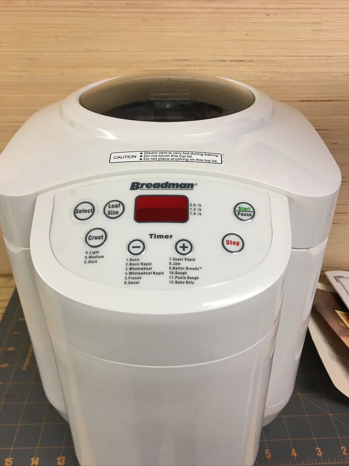 Breadman TR555LC Bread Maker 120V Tabletop Household Bread Maker White TESTED
