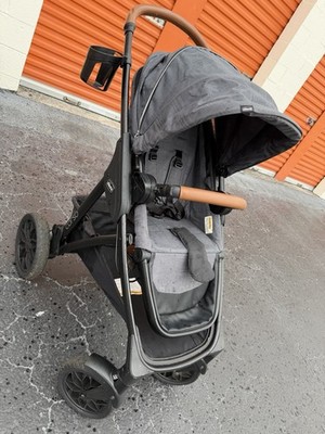 Chicco Corso Stroller Gray Travel System Ready Cup Holder Large Canopy Smooth