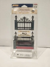 Lemax Lighted Wrought Iron Fence NIP 2005 #54303 Village Accessory 5 Pc Set
