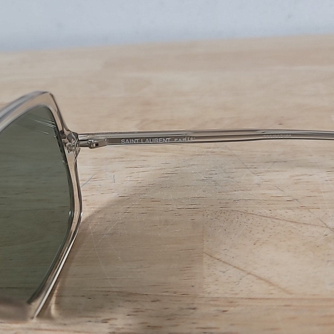 Saint Laurent Sunglasses SL591 003 Beige Trasparent  display picture 2