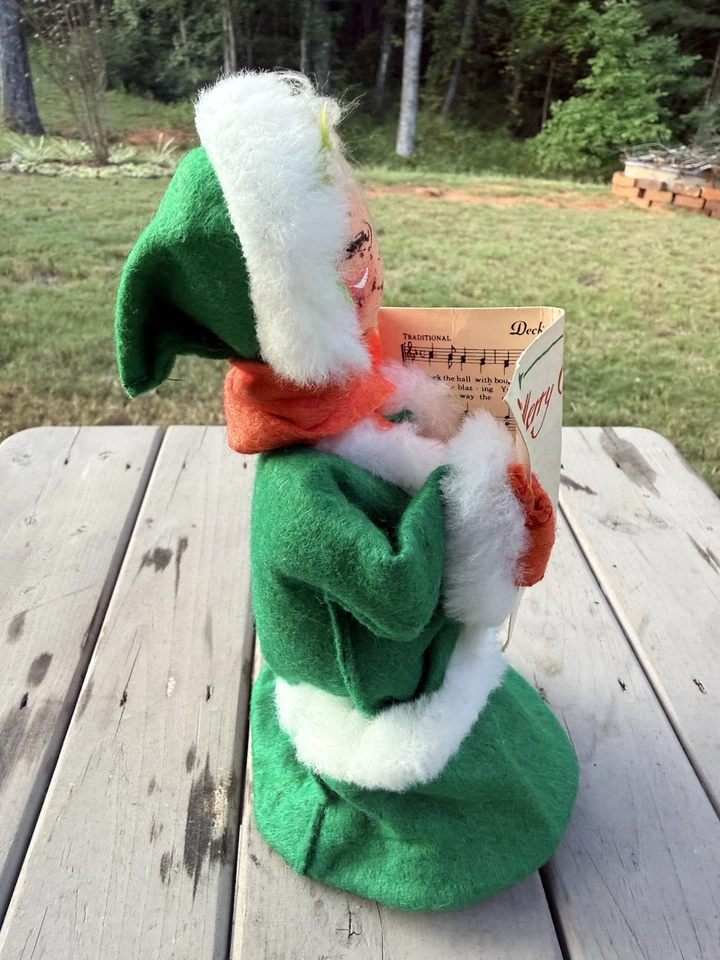 "Figura posable de 8"" Annalee Christmas Tree Topper Caroler Woman 1974 vintage" Foto 4 de 4