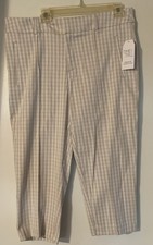 Time and Tru Women's Stretch Capri Pants, Size 14 With Side Pockets