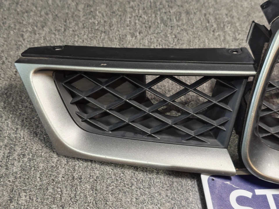 Juego de rejilla de parachoques delantero Subaru Impreza 2006-2007 acero gris metálico genuino Foto 3 de 4