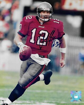 Trent Dilfer Tampa Bay Buccaneers signed autographed 8x10 Photo, COA with the proof photo will be included Trent Dilfer Tampa Bay Buccaneers signed autographed 8x10 Photo, COA with the proof photo will be included