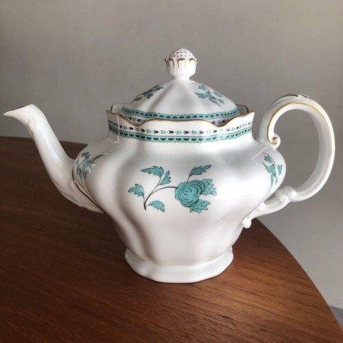 1960s Vintage Spode Teapot, discontinued, Darlington pattern UK