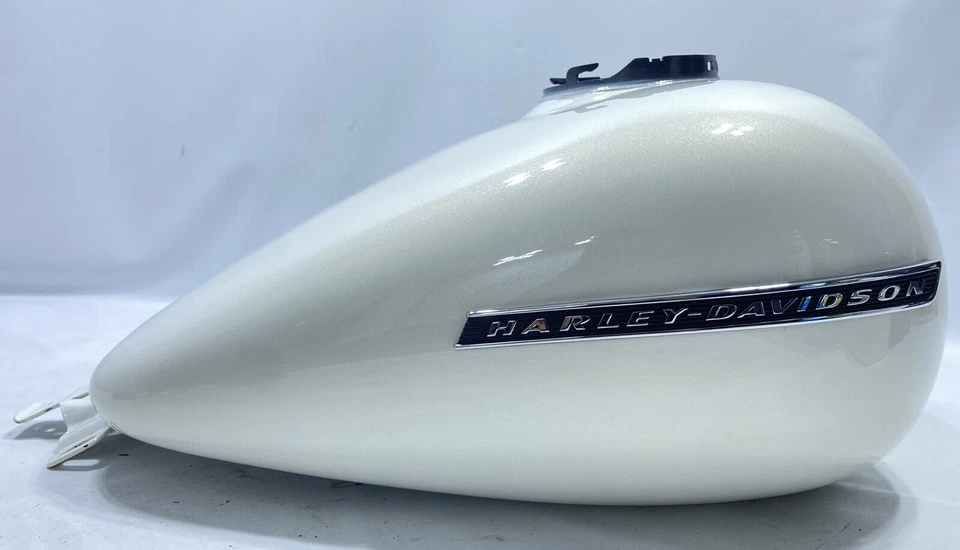 Harley-Davidson Touring 2008-2021 tanque de combustible de gasolina Pearl White Street Road Glide Foto 2 de 4