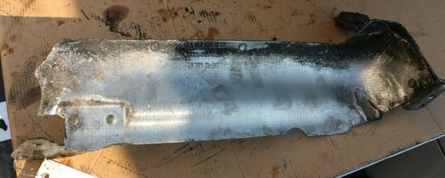 ORIGINAL Mercedes W211 W203 W204 Hitzeschutzblech Abdeckung RE A6420901241 DE ✓