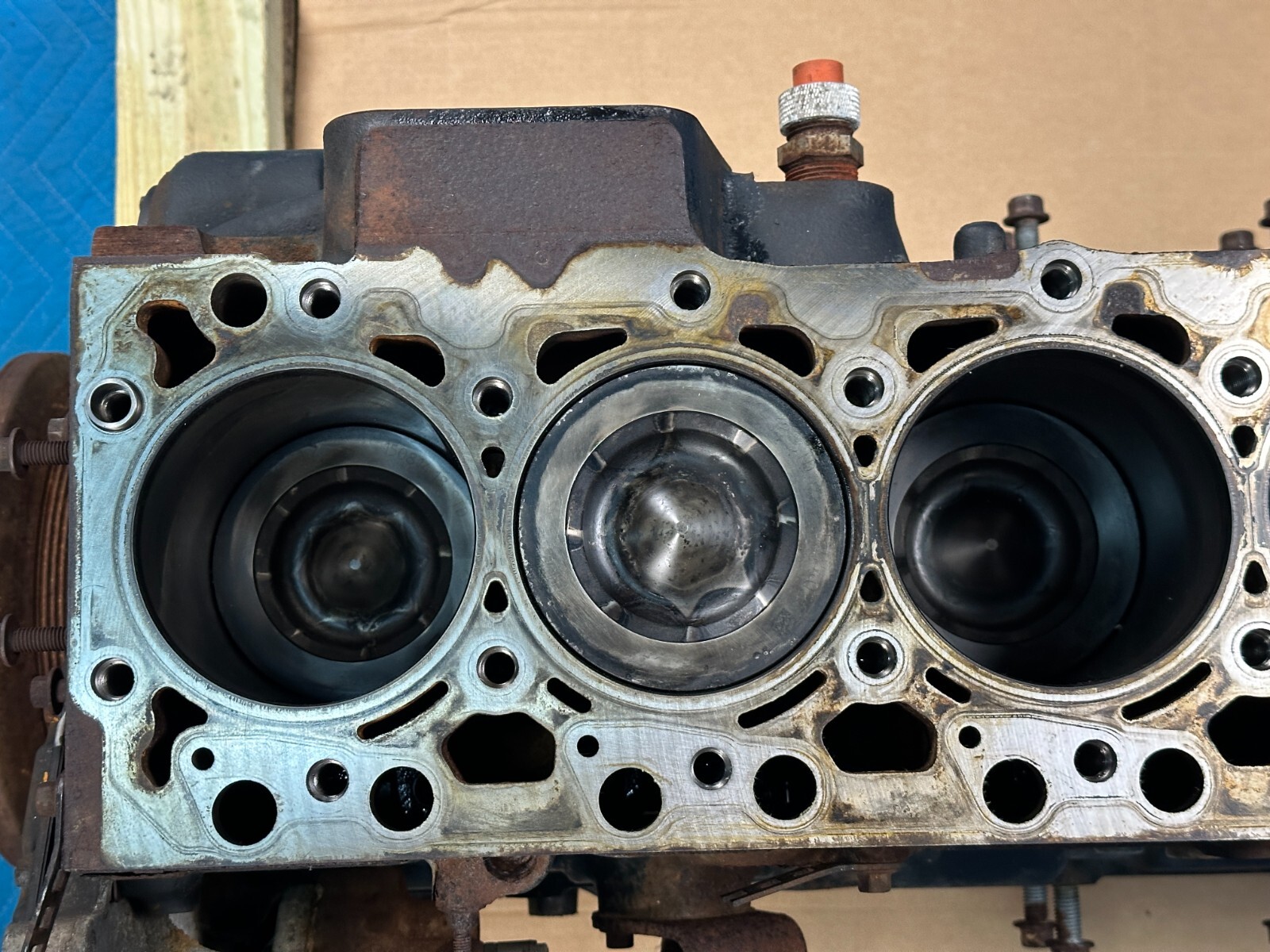 RAM 2500 3500 6.7L Diesel Cummins Engine Cylinder Short Block 128K 2013-2018 OEM