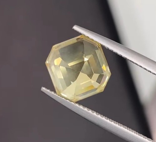 8.65ct AIGS Certified 100% Natural Unheated Yellow Sapphire Srilanka - Picture 2 of 5