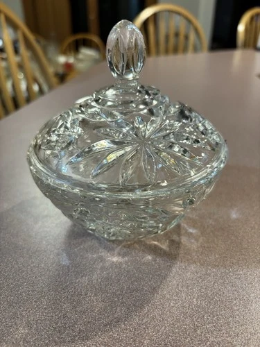 Vintage Anchor Hocking EAPC Star of David 5.25” Lidded Candy Dish