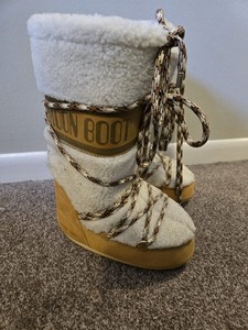 White Moon Boots | eBay