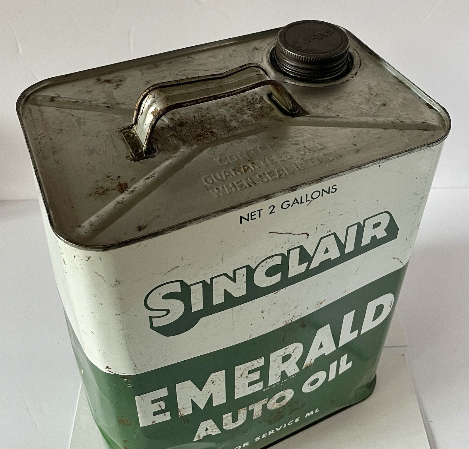 Vintage  Sinclair Emerald Auto Oil 2 Gallon Can