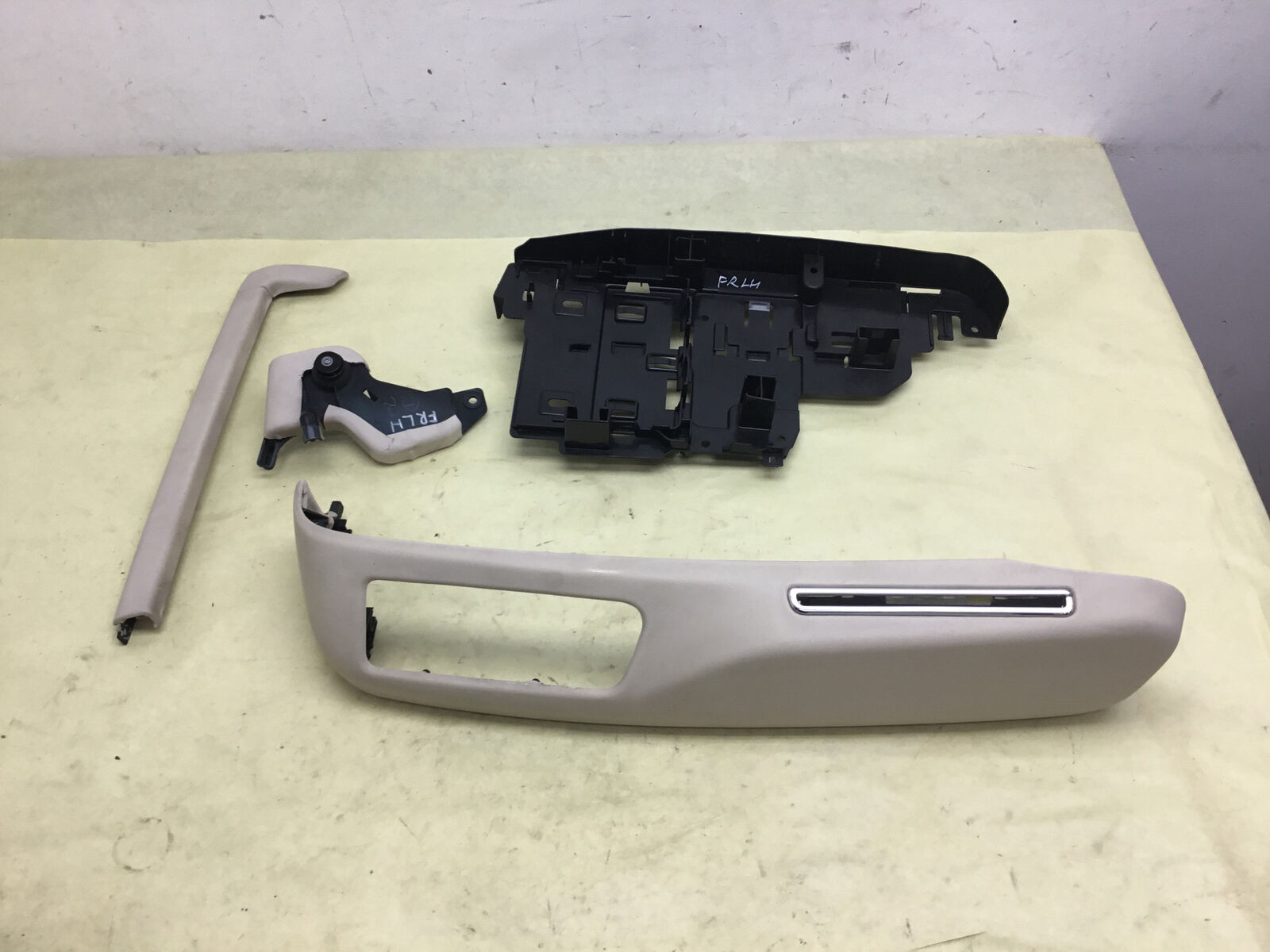 Bentley Flying Spur W12 Front Left Seat Side Cover Trim Panel Set 13-18 :Y