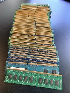 2LBS of DDR Gold Fingered RAM For Scrap Gold Recovery No Heatsinks
